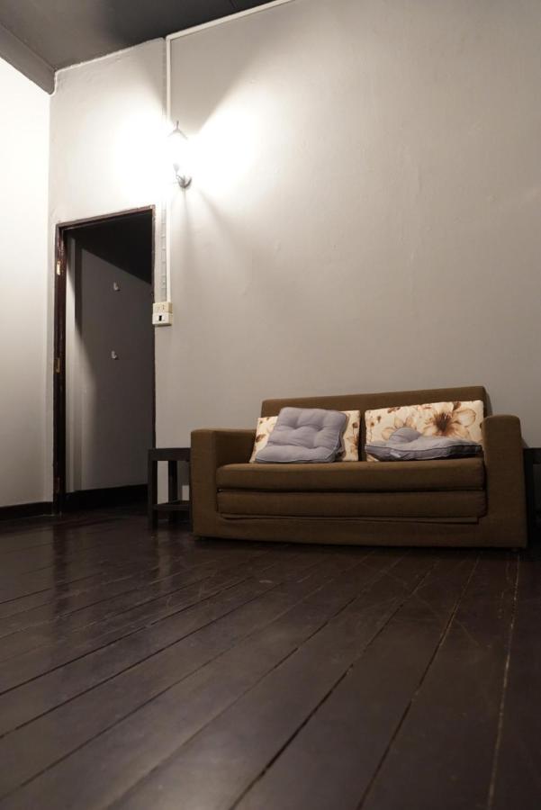 Norch'S Hostel Бангкок Экстерьер фото