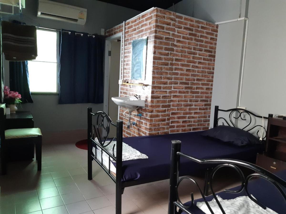 Norch'S Hostel Бангкок Экстерьер фото